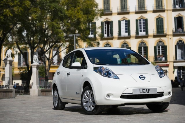 New Nissan LEAF 2013 (1).jpg